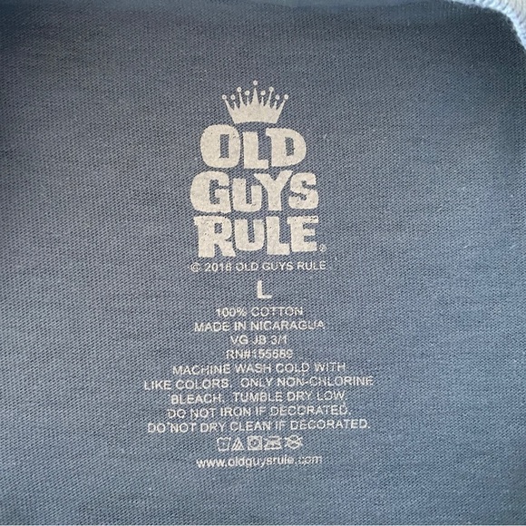 OLD GUYS RULE “It Took Decades to Look This Good” Tee Shirt Men L Large - Picture 5 of 6